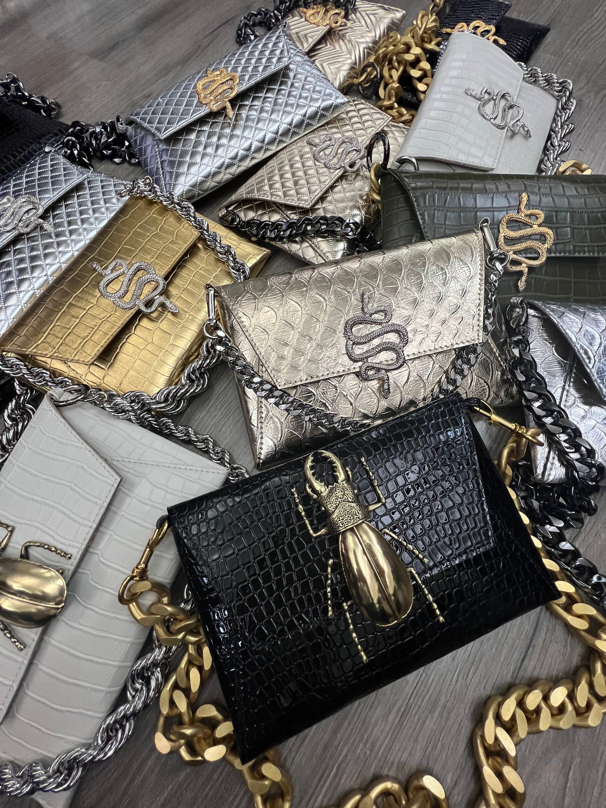 Natasha Clutch: How to wear this - LAURA CANTU JEWELRY