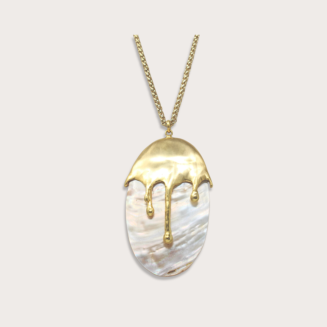 Aurora Madre Perla pendant