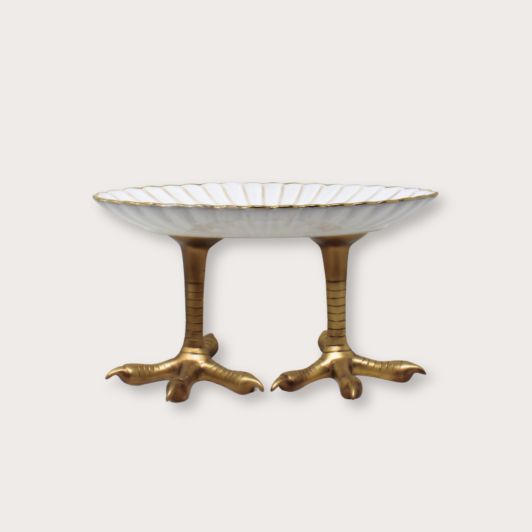 Decorative Claws with Long Wavy Plate