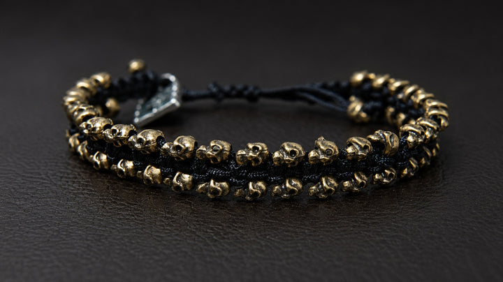 Pulsera tejida calaca Sos