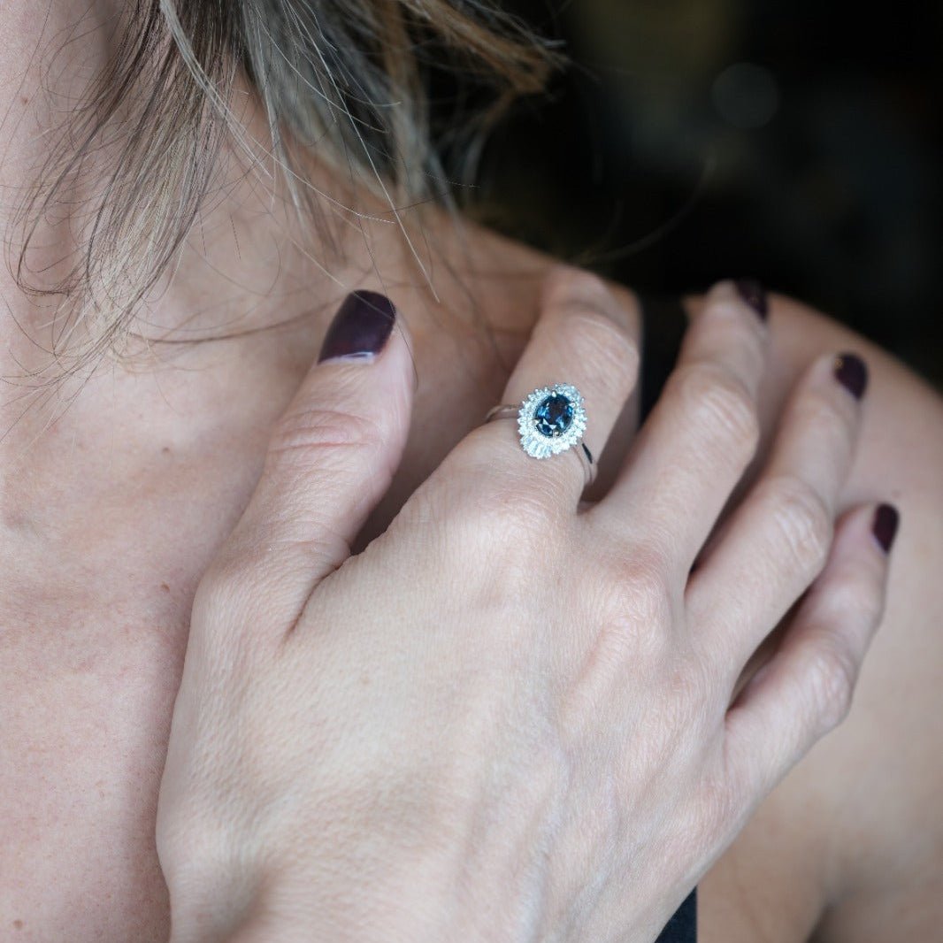 Anillo de Diamantes Vintage London Blue - LAURA CANTU JEWELRY