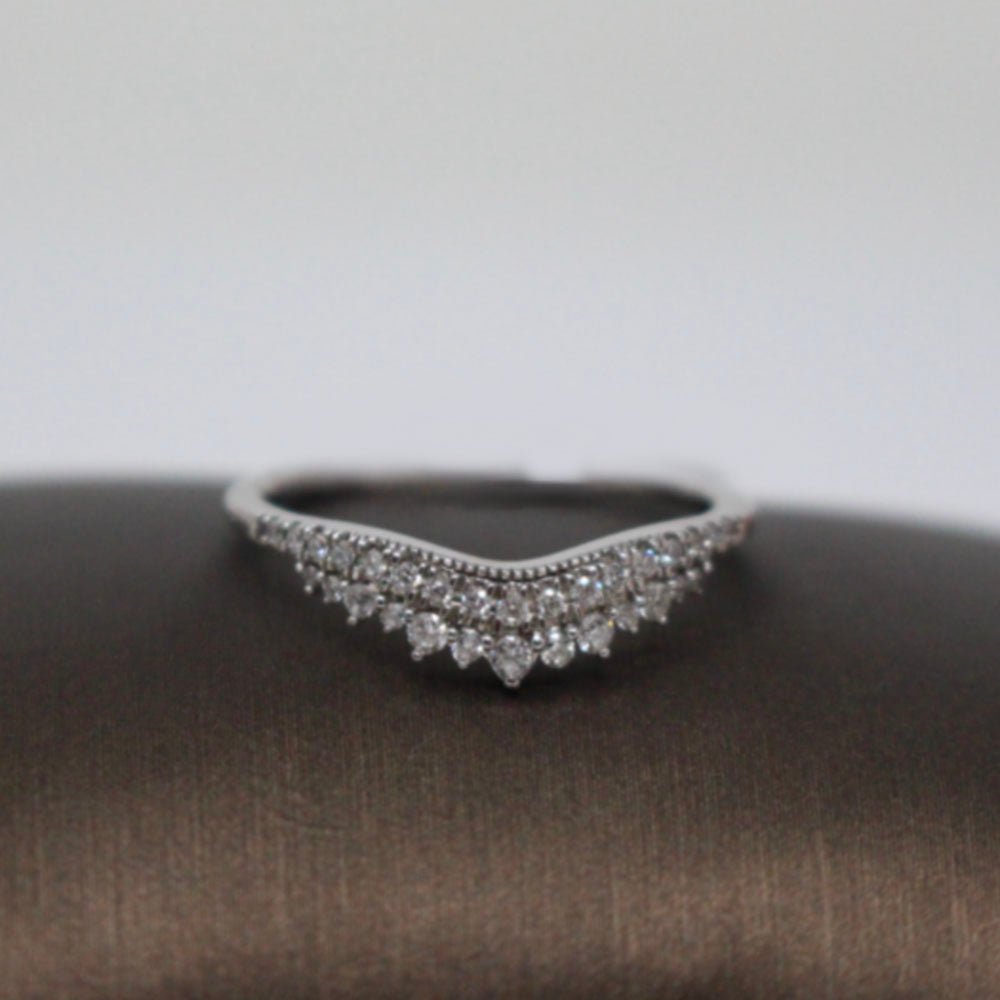 Vintage Hoop 80384 - LAURA CANTU JEWELRY