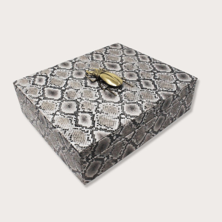 Beetle Embossed Big Box - LAURA CANTU JEWELRY
