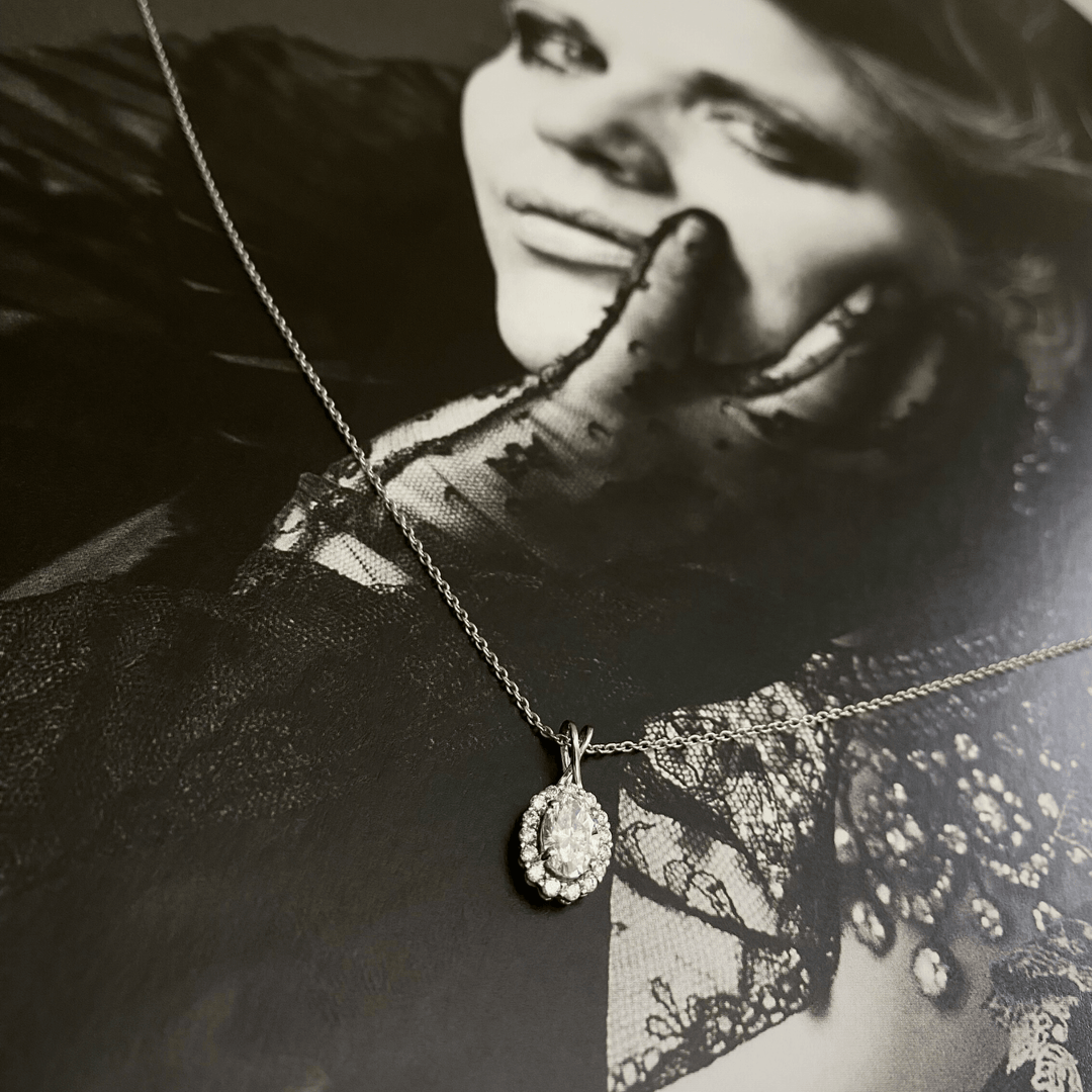 Collar con brillantes - LAURA CANTU JEWELRY