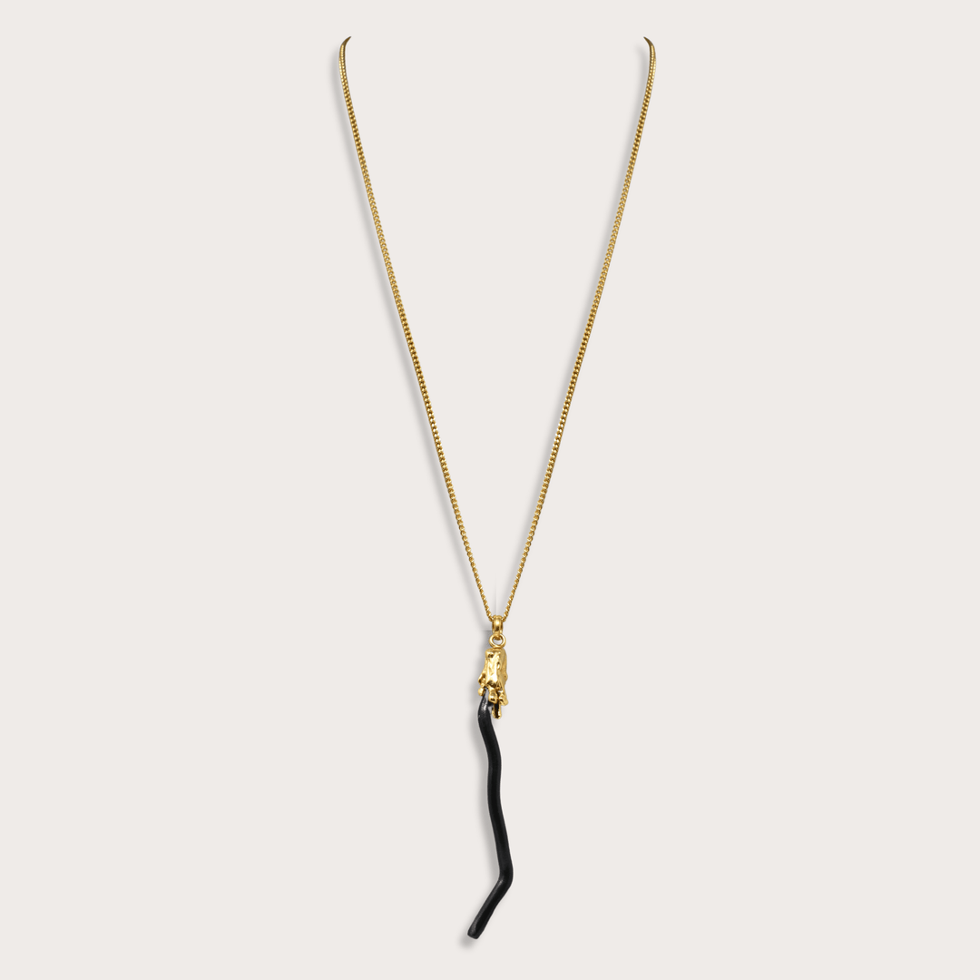 Coral Pendant / Flat Chain - LAURA CANTU JEWELRY