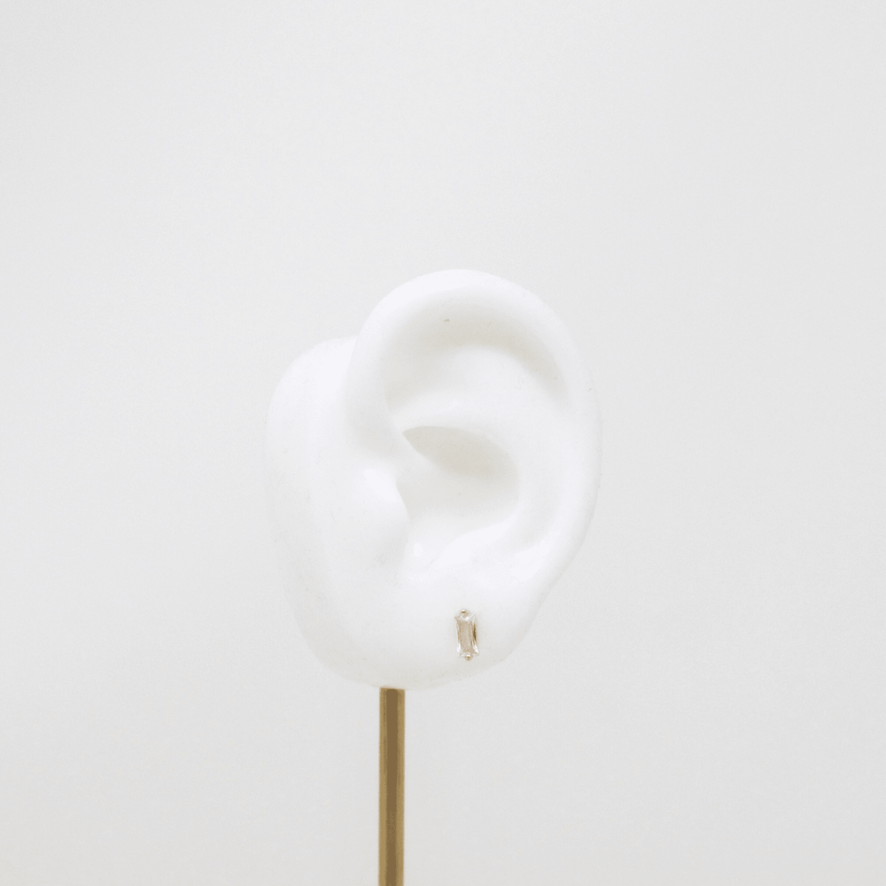 Crystal Baguette Piercing - LAURA CANTU JEWELRY