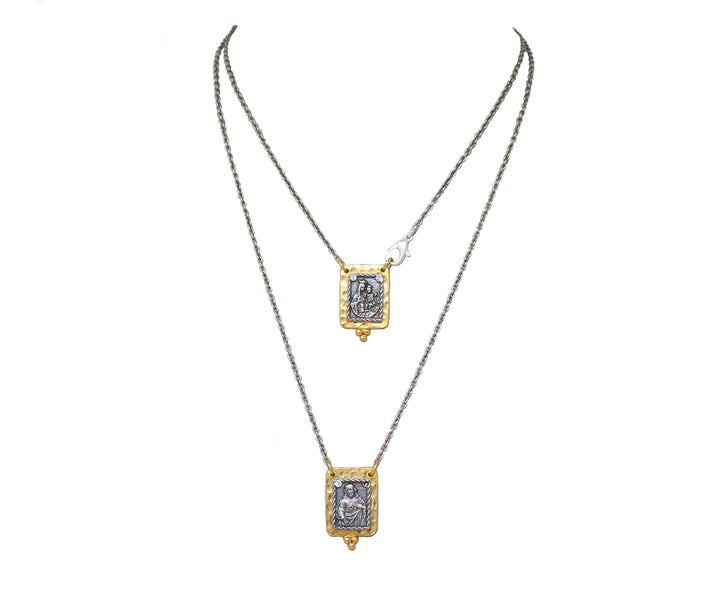 Escapulario Doble con Chapa de Oro - LAURA CANTU JEWELRY