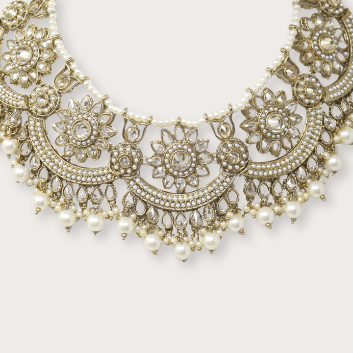 HUNT XXXVIII - LAURA CANTU JEWELRY