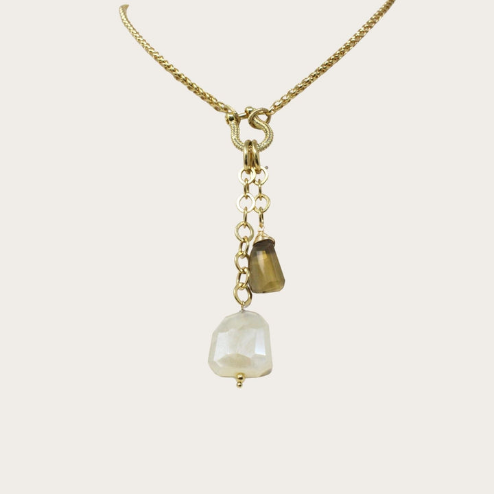 Lumna Rhinestone Necklace V - LAURA CANTU JEWELRY