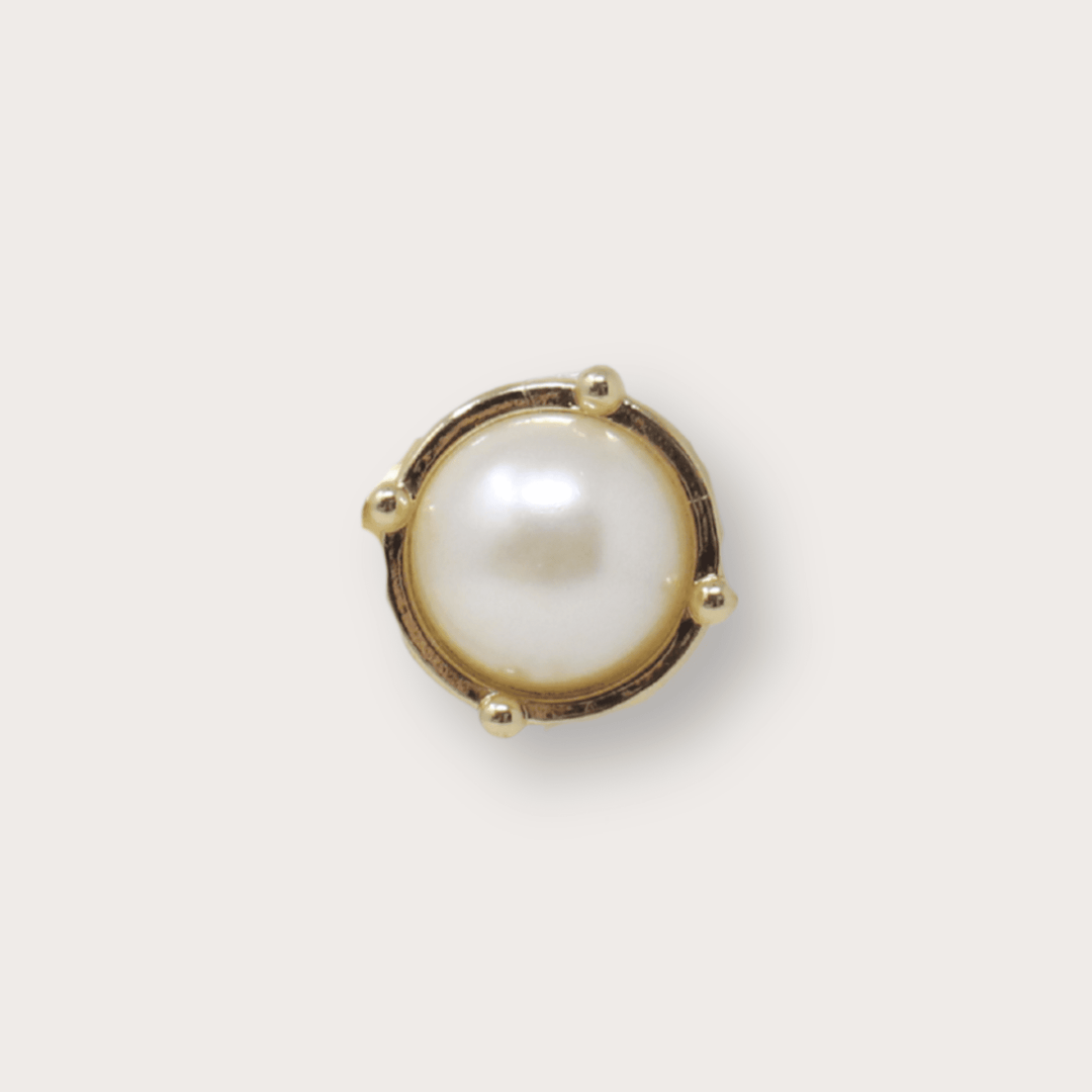 Luna Stud Gold - LAURA CANTU JEWELRY