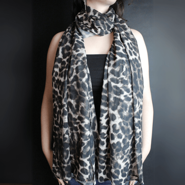 Scarf/Sarong Dark Leopard - LAURA CANTU JEWELRY