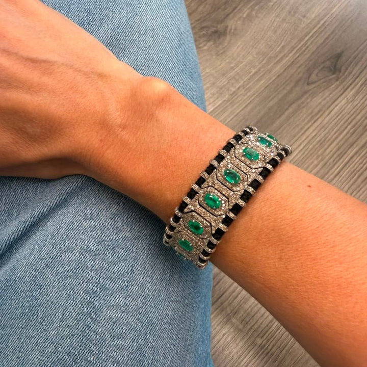 Pulsera Macrame Black Emerald - LAURA CANTU JEWELRY