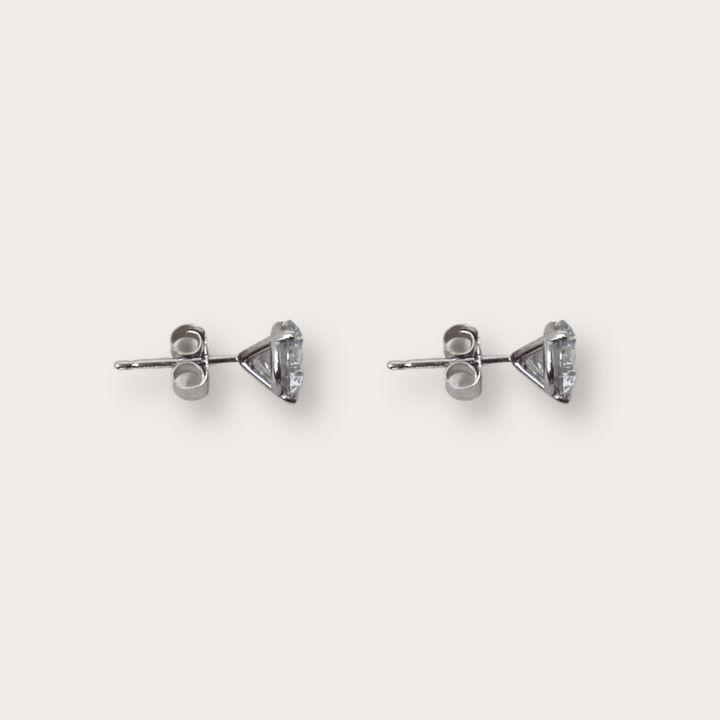 Studs de Diamante 1.5ct Martini - LAURA CANTU JEWELRY