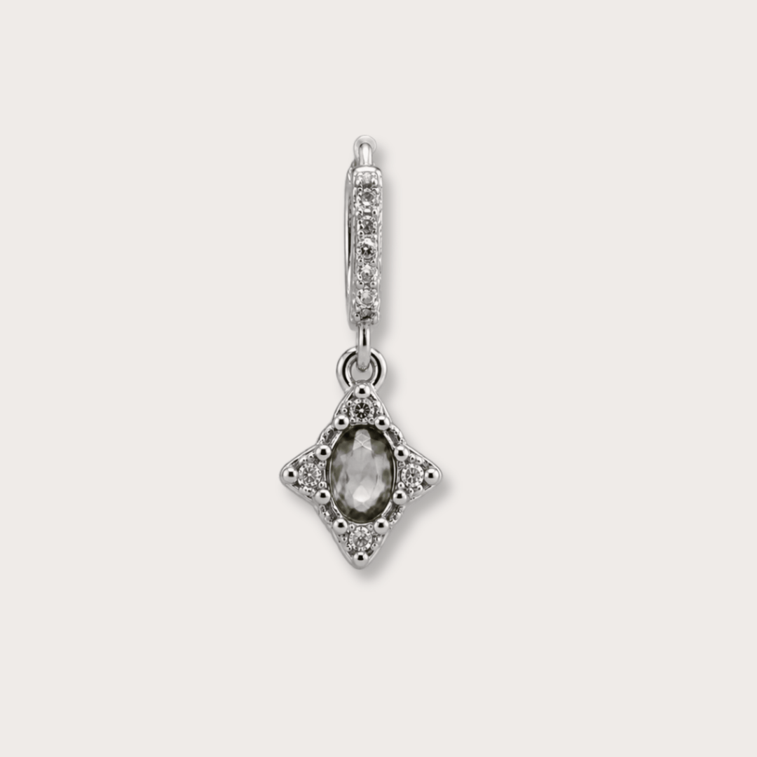 Vintage Oval Gem Piercing Silver - LAURA CANTU JEWELRY