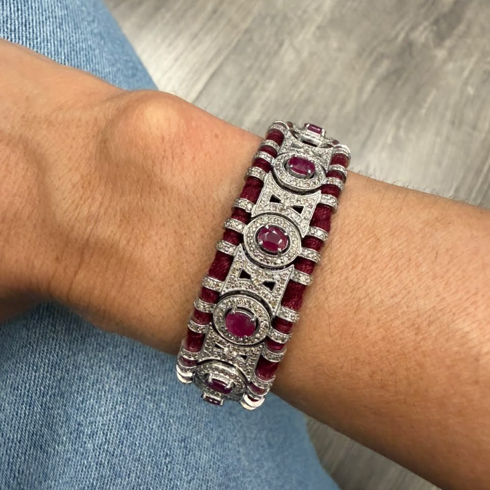 Wine Macrame Bracelet with Rubies - LAURA CANTU JEWELRY