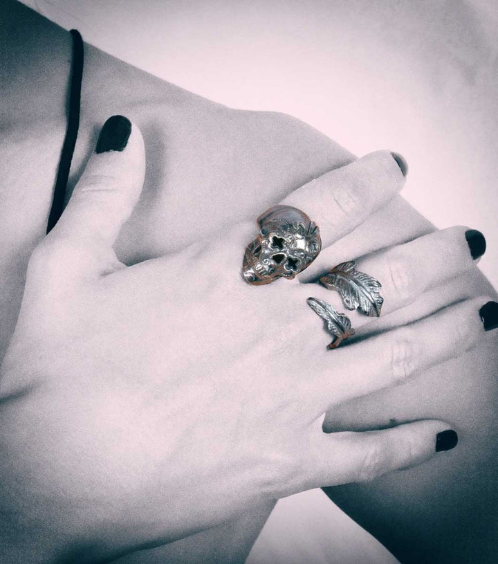 Antique Silver Small Leaf Ring - Laura Cantu Jewelry - Mx