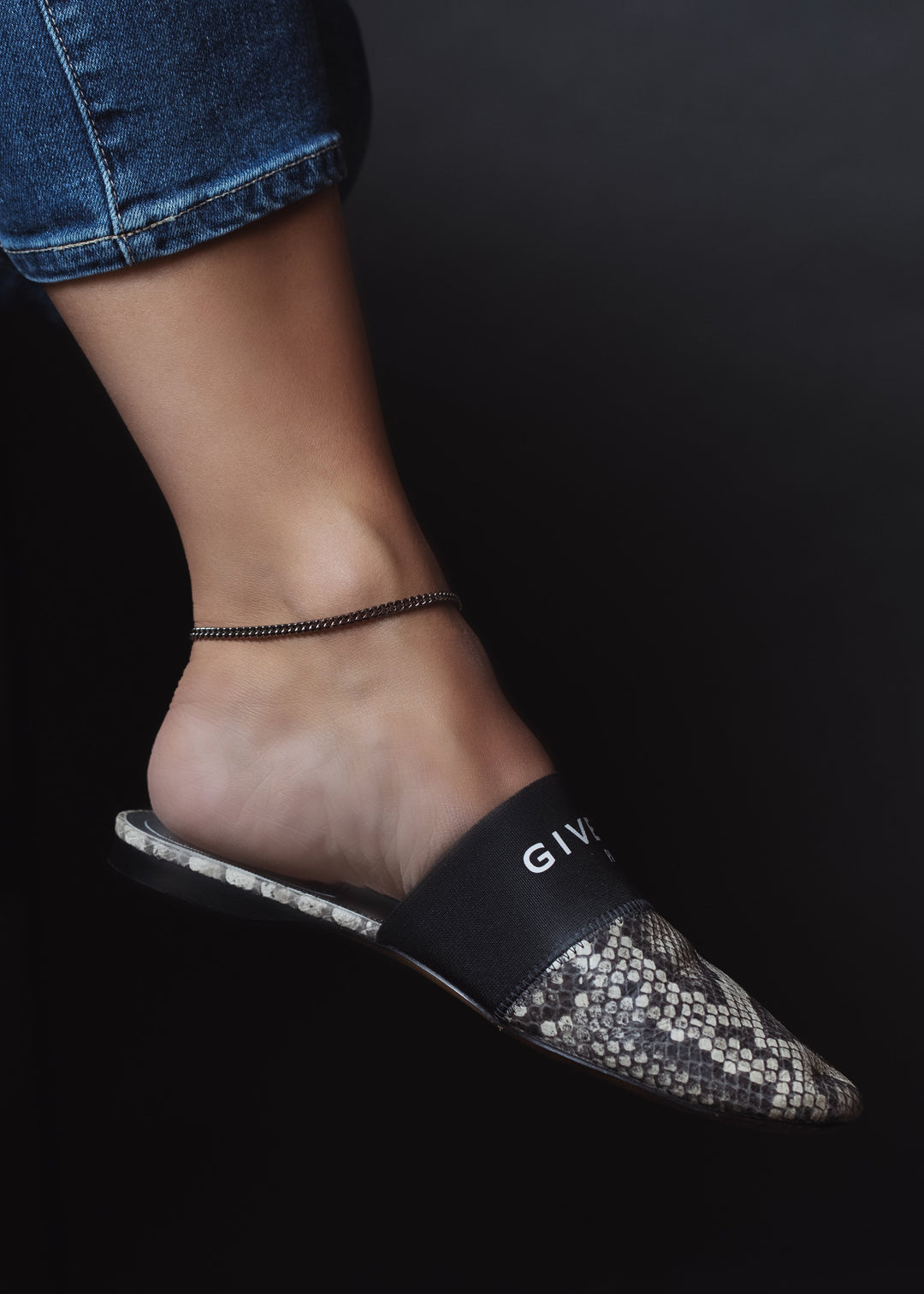 Black Rhodium Chain Anklet - LAURA CANTU JEWELRY