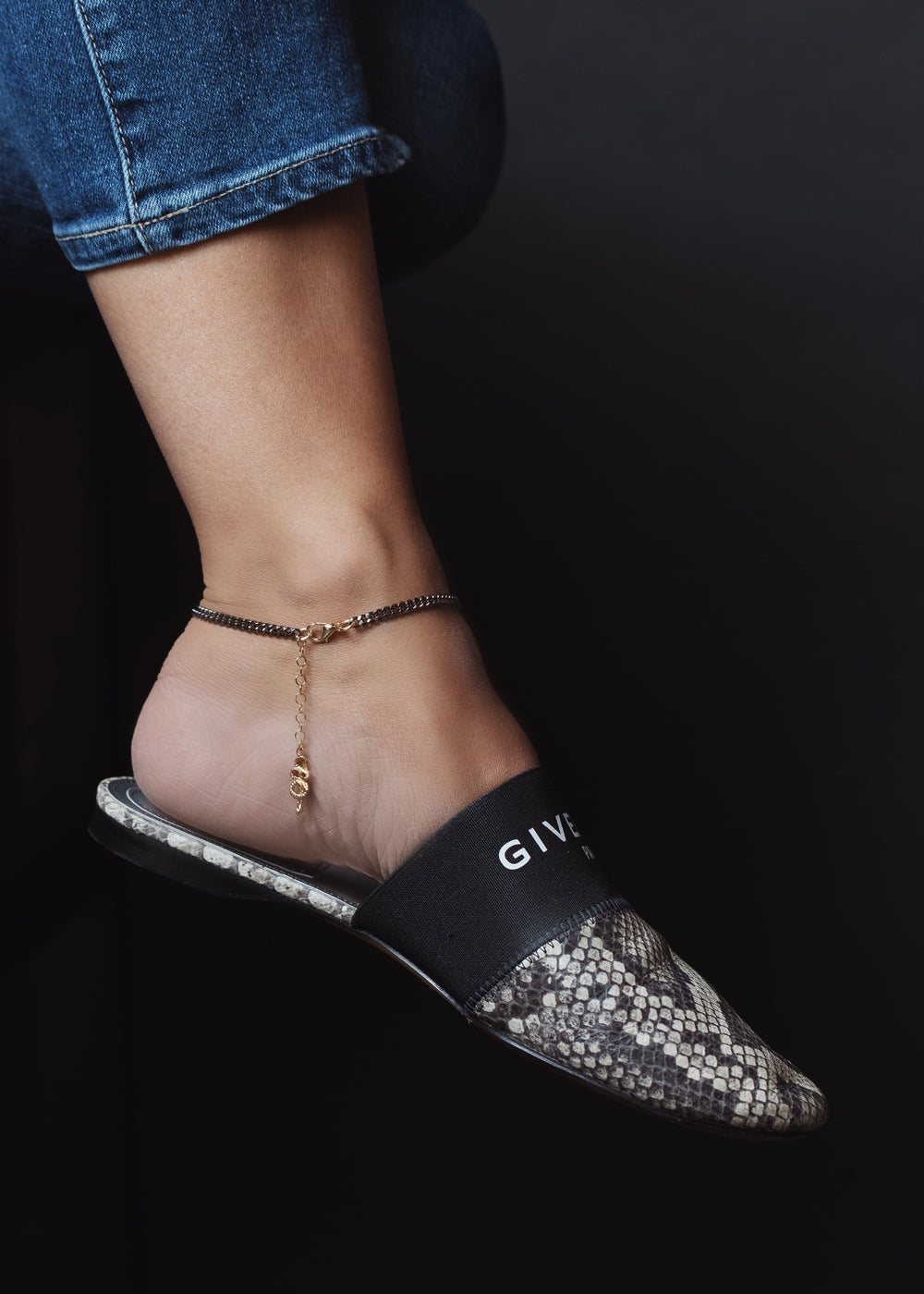 Black Rhodium Chain Anklet - LAURA CANTU JEWELRY