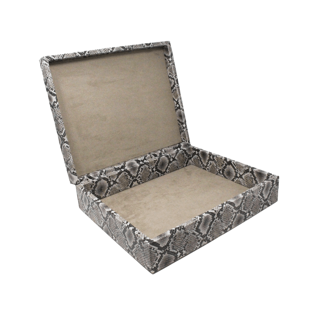 Embossed Big Box - LAURA CANTU JEWELRY