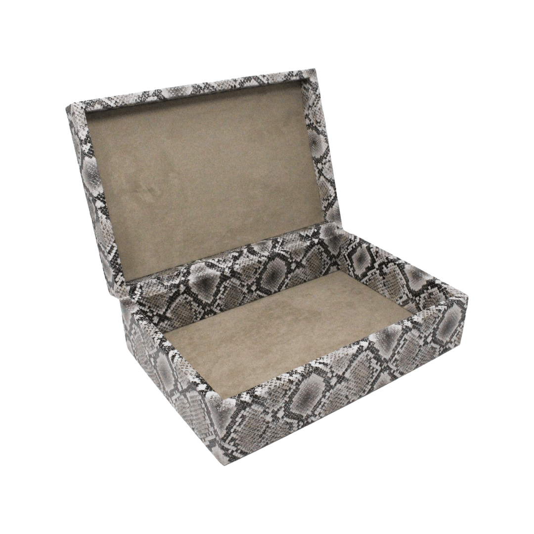 Embossed Small Box - LAURA CANTU JEWELRY