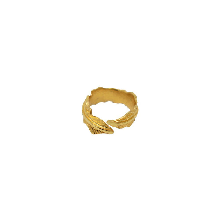 Gold Single Leaf Ring - LAURA CANTU JEWELRY