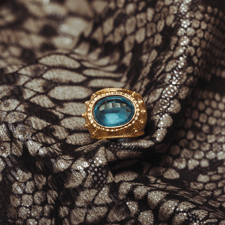 Medusa ring (Montana Blue) - LAURA CANTU JEWELRY